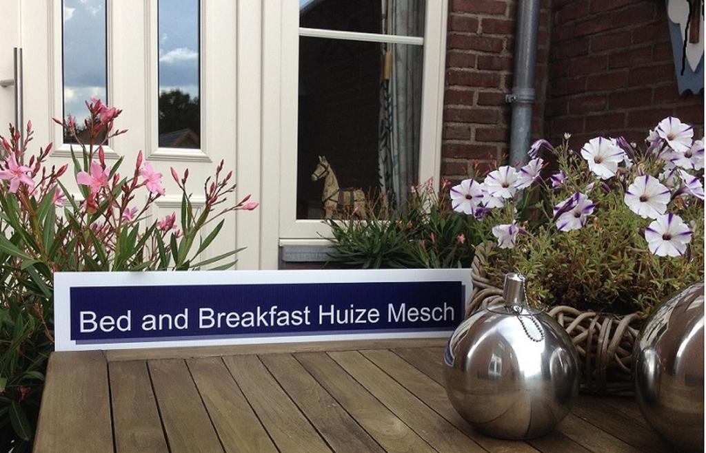 Bed & Breakfast Huize Mesch Eijsden Exteriör bild